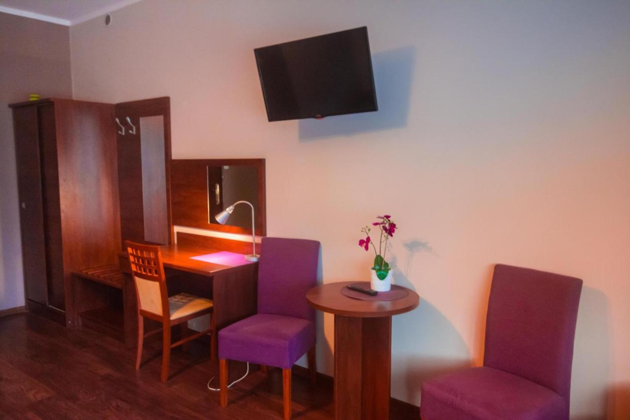 Hostel Soleil Kutno Εξωτερικό φωτογραφία